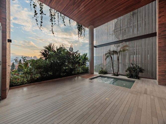 Apartamento de 4 alcobas en venta en Castropol, Medellín, 306 m² · foto 22 de 24