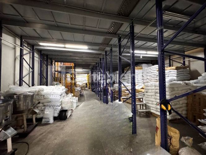 Bodega en arriendo en San Agustin, La Estrella, 415 m² · foto 5 de 17