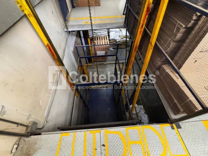 Bodega en arriendo en San Agustin, La Estrella, 415 m² · foto 12 de 17
