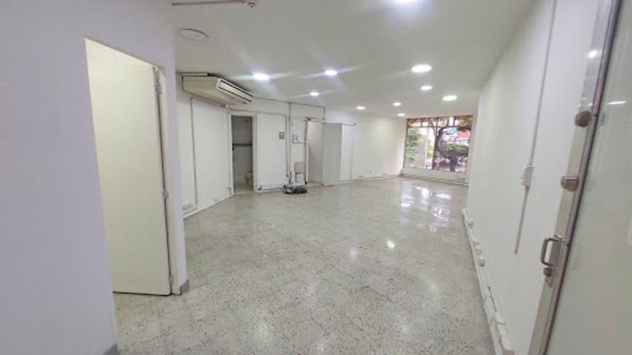 Local en arriendo en Suramericana, Medellín, 60 m² · foto 2 de 13
