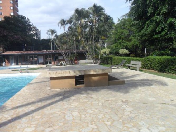 Apartamento de 3 alcobas en venta en Conquistadores, Medellín, 127 m² · foto 13 de 19