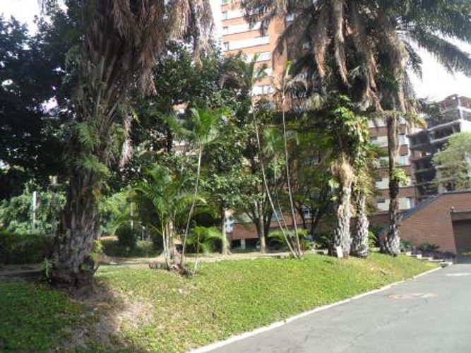 Apartamento de 3 alcobas en venta en Conquistadores, Medellín, 127 m² · foto 16 de 19