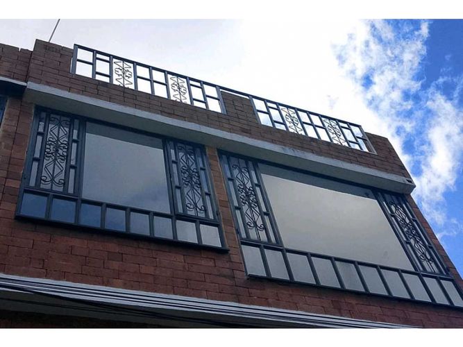 Casa de 9 alcobas en venta en Centro, Funza, 225 m² · foto 5 de 5
