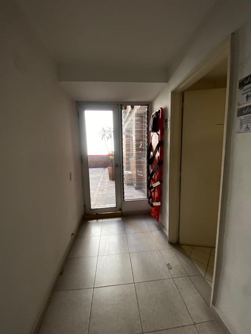 Local en venta en Caicedo, Medellín, 700 m² · foto 20 de 24