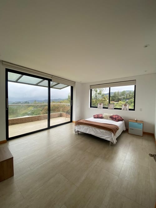 Casa de 4 alcobas en venta en Las Vegas, Envigado, 590 m² · foto 6 de 13