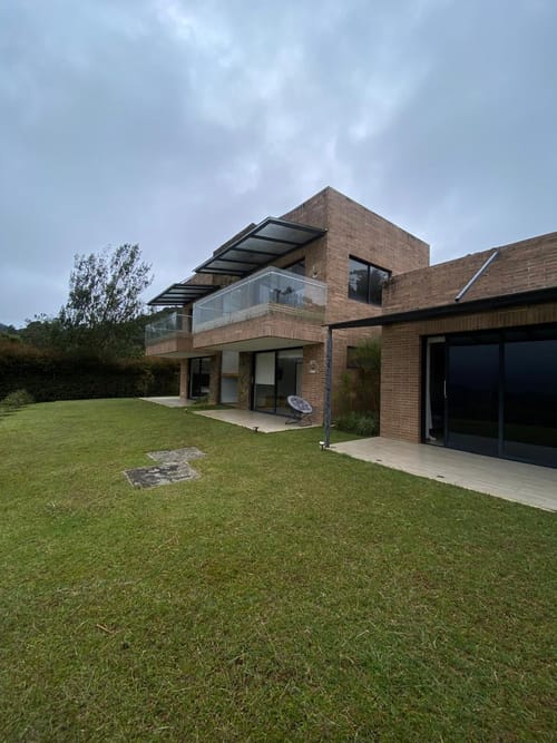 Casa de 4 alcobas en venta en Las Vegas, Envigado, 590 m² · foto 13 de 13