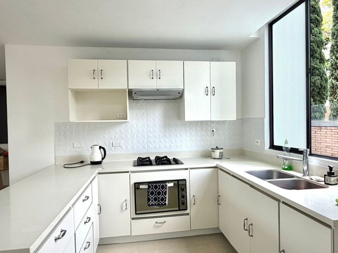 Apartamento de 3 alcobas en venta en Manila, Medellín, 110 m² · foto 11 de 20