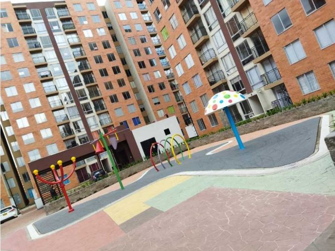Apartamento de 3 alcobas en venta en Cr Roble Novaterra, Mosquera, 80 m² · foto 2 de 24