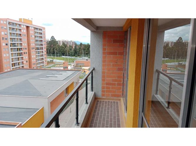 Apartamento de 3 alcobas en venta en Cr Roble Novaterra, Mosquera, 80 m² · foto 12 de 24