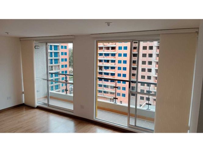 Apartamento de 3 alcobas en venta en Cr Roble Novaterra, Mosquera, 80 m² · foto 13 de 24