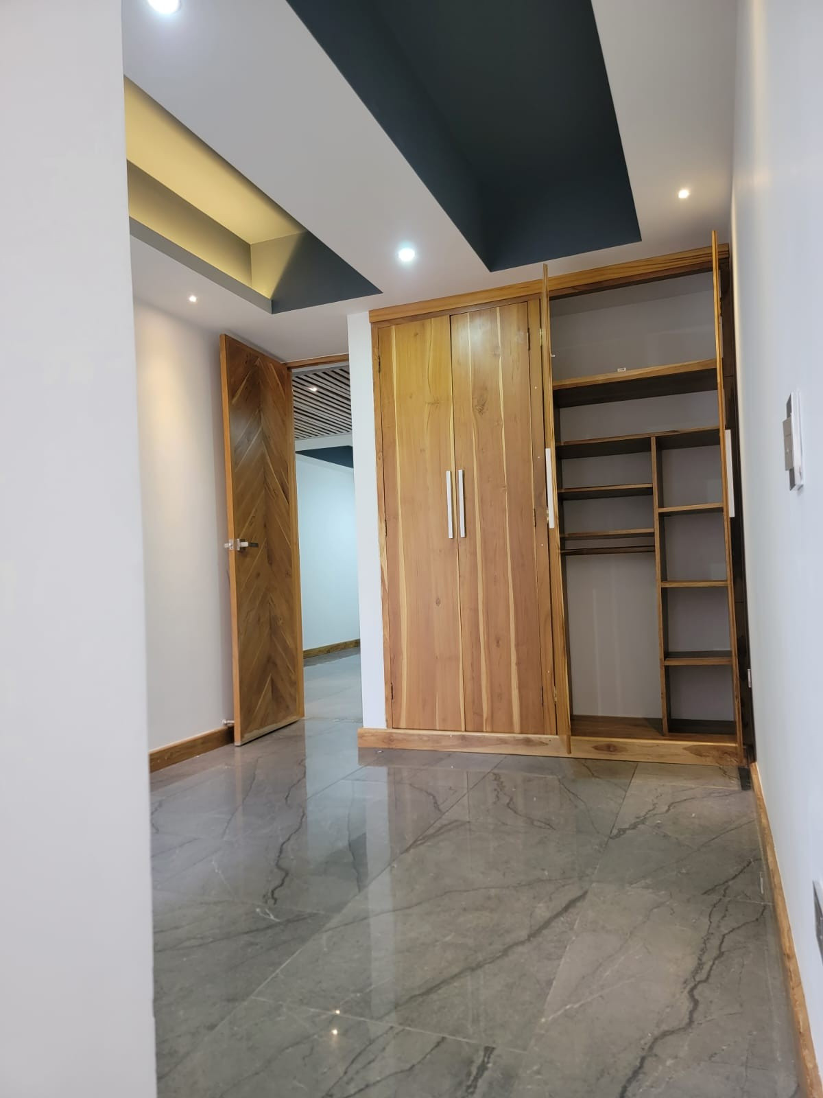 Apartamento en venta en El Portal, Envigado · foto 17 de 24