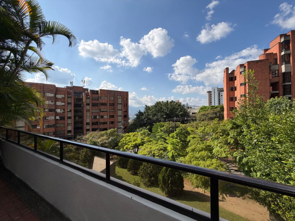 Apartamento en venta en El Campestre, Medellín · foto 6 de 22