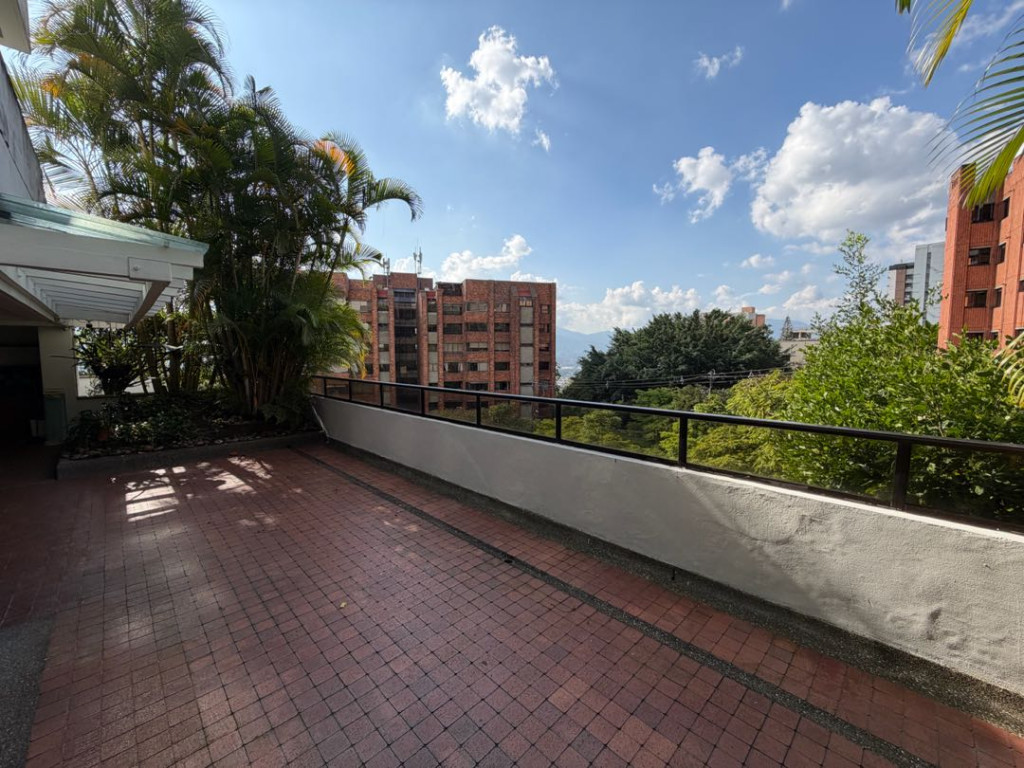 Apartamento en venta en El Campestre, Medellín · foto 10 de 22