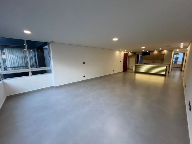 Apartamento de 3 alcobas en venta en Las Acacias, Medellín, 170 m² · foto 18 de 24