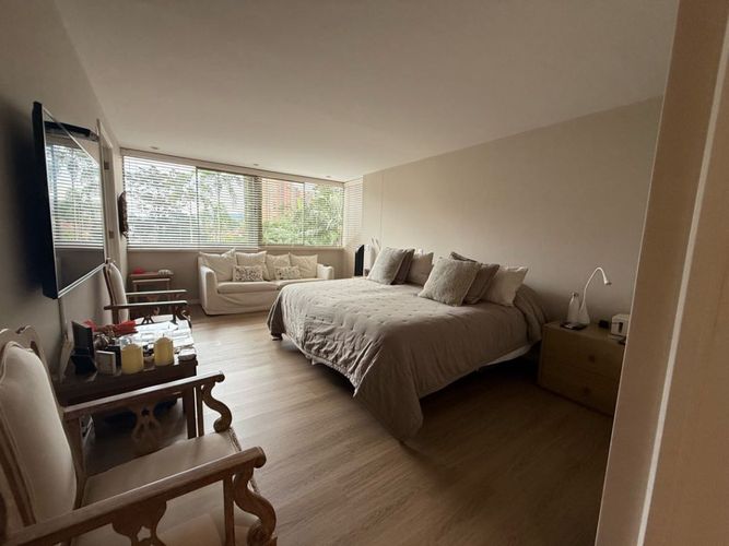 Apartamento de 3 alcobas en venta en La Calera, Medellín, 280 m² · foto 13 de 21