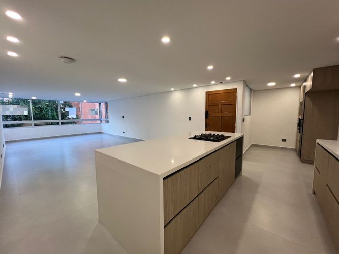 Apartamento de 3 alcobas en venta en Las Acacias, Medellín, 170 m² · foto 21 de 24