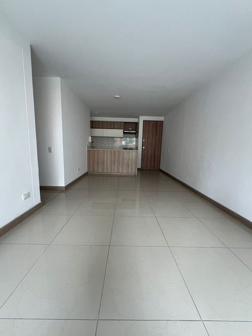 Apartamento en venta en Loma De San Jose, Sabaneta · foto 2 de 11