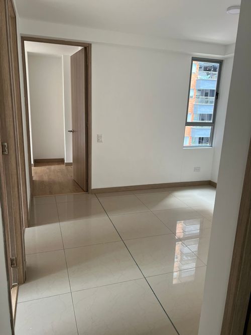 Apartamento en venta en Loma De San Jose, Sabaneta · foto 6 de 11