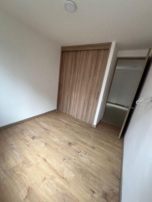 Apartamento en venta en Loma De San Jose, Sabaneta · foto 8 de 11