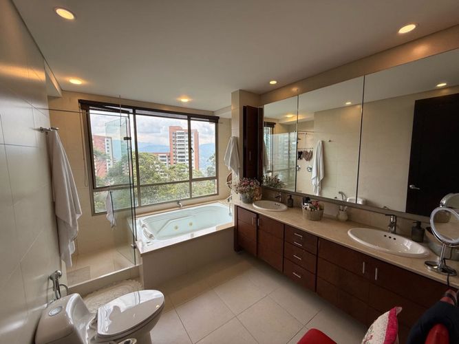 Apartamento de 4 alcobas en venta en La Calera, Medellín, 335 m² · foto 20 de 24