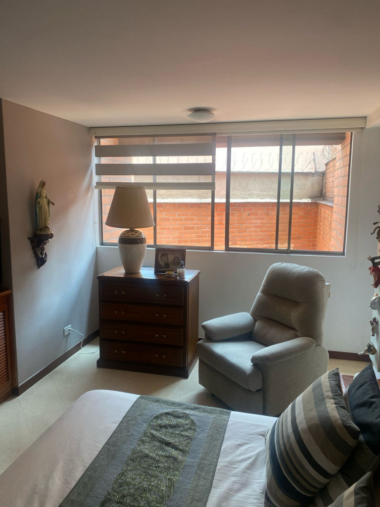 Apartamento en venta en Laureles, Medellín · foto 14 de 19