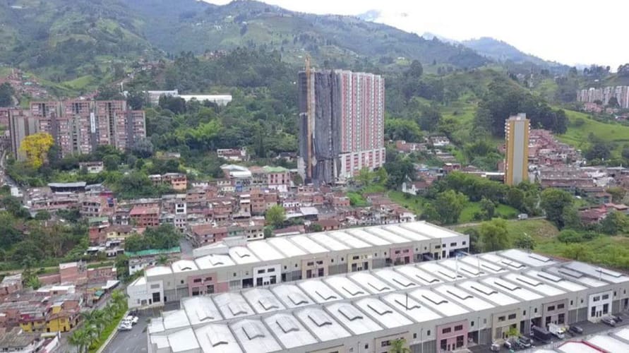 Lote en venta en El Aventino, Manizales, 1000 m² · foto 3 de 7