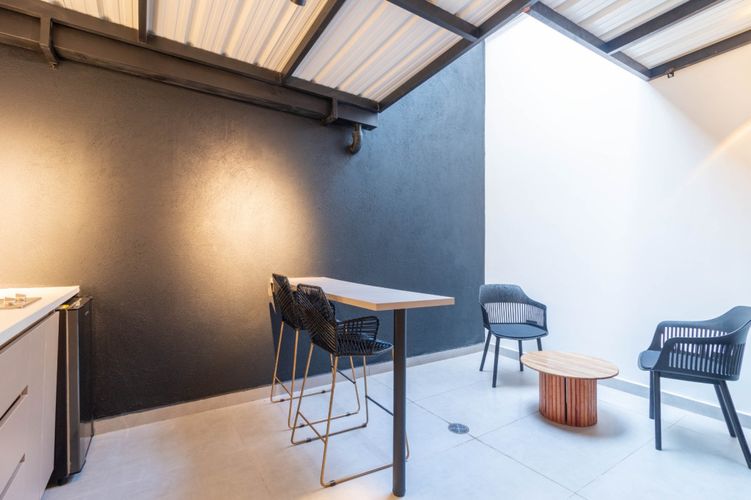 Edificio en venta en Laureles, Medellín, 1200 m² · foto 11 de 24