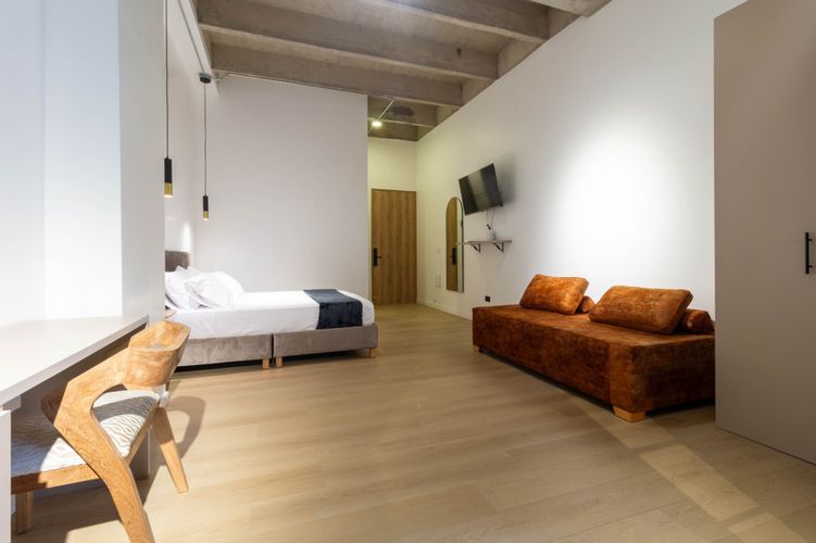 Edificio en venta en Laureles, Medellín, 1200 m² · foto 19 de 24