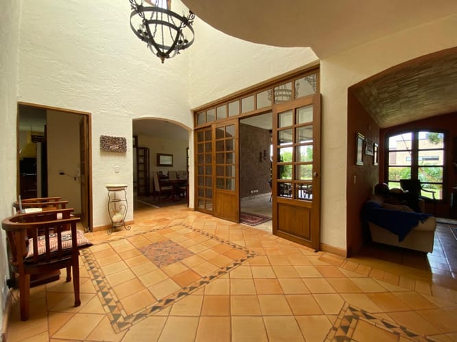 Casa de 4 alcobas en venta en Centro, Rionegro, 450 m² · foto 4 de 24