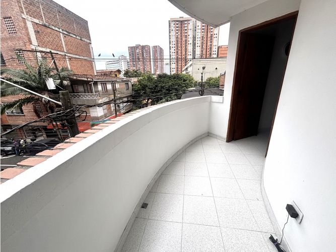 Apartamento de 3 alcobas en venta en Sabaneta Real, Sabaneta, 88 m² · foto 2 de 15