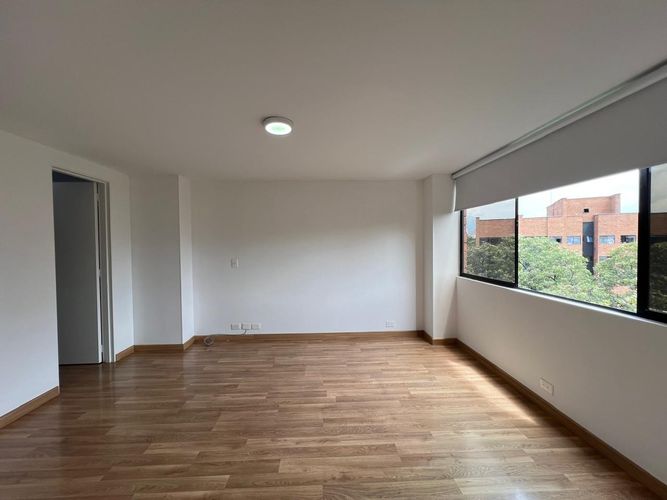 Apartamento de 3 alcobas en arriendo en El Poblado, Medellín, 138 m² · foto 7 de 15