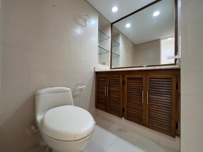 Apartamento de 3 alcobas en arriendo en El Poblado, Medellín, 138 m² · foto 13 de 15