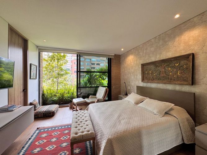 Apartamento de 3 alcobas en venta en Provenza, Medellín, 250 m² · foto 15 de 17