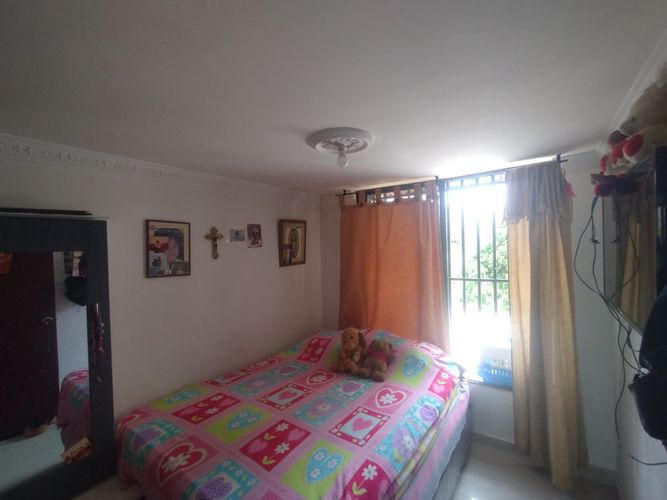 Apartamento de 2 alcobas en venta en Los Alcazares, Cali, 2000 m² · foto 18 de 21