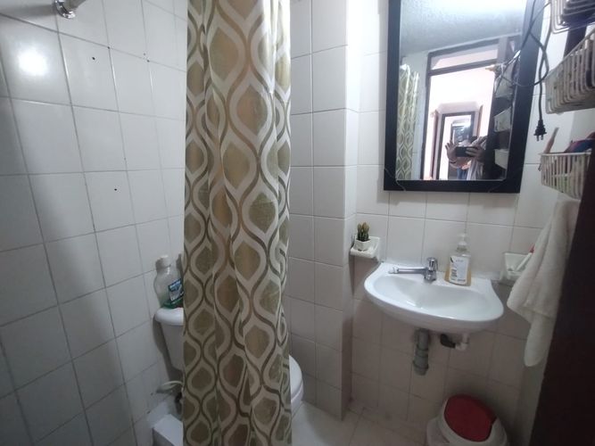 Apartamento de 2 alcobas en venta en Los Alcazares, Cali, 2000 m² · foto 19 de 21