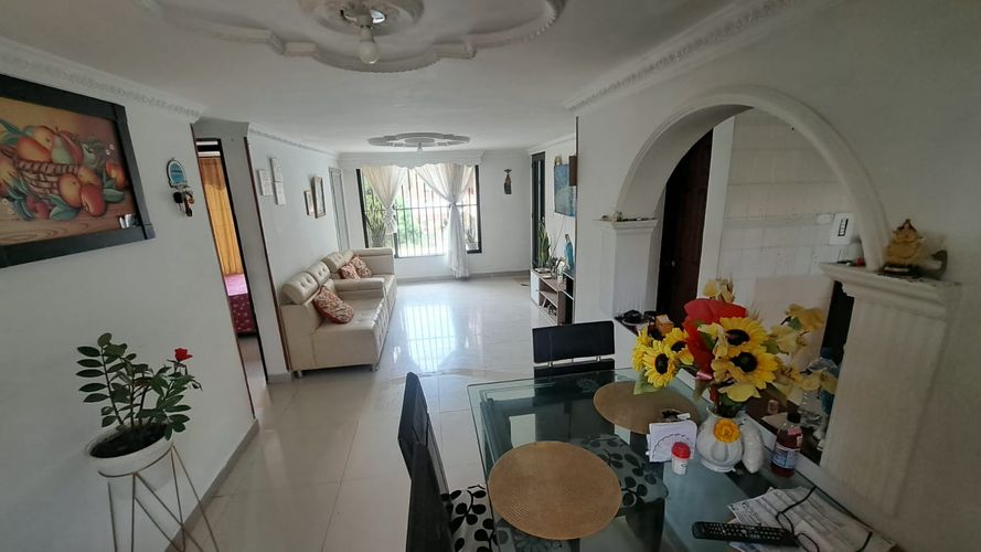 Apartamento de 2 alcobas en venta en Los Alcazares, Cali, 2000 m² · foto 20 de 21