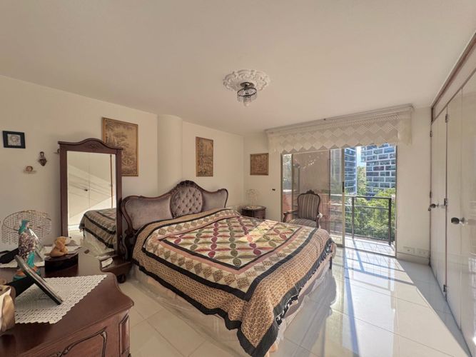 Apartamento de 3 alcobas en venta en El Poblado, Medellín, 144 m² · foto 13 de 15