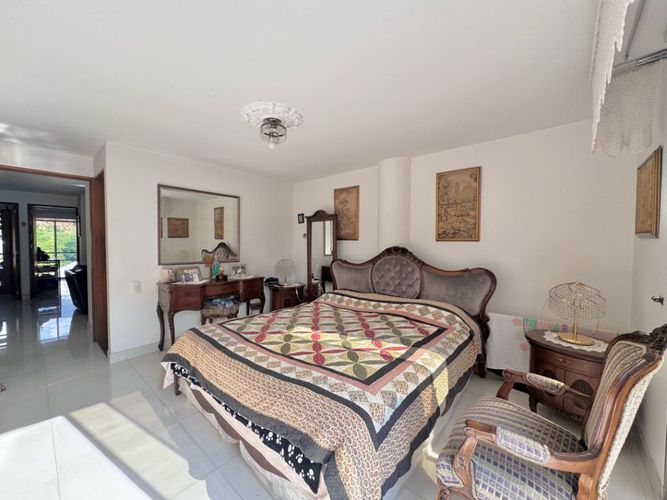 Apartamento de 3 alcobas en venta en El Poblado, Medellín, 144 m² · foto 14 de 15