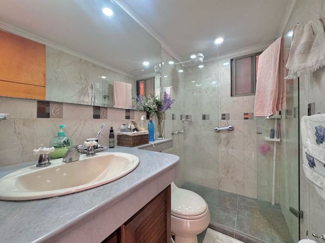 Apartamento de 3 alcobas en venta en El Poblado, Medellín, 144 m² · foto 15 de 15