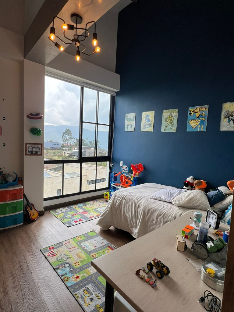 Casa en venta en Loma Del Escobero, Envigado · foto 11 de 20