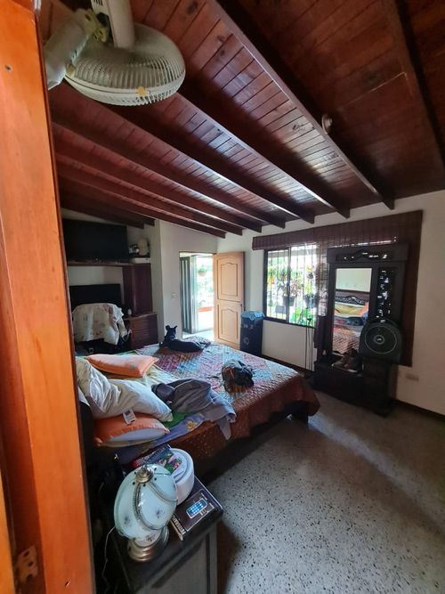 Casa de 4 alcobas en venta en Belen Malibu, Medellín, 208 m² · foto 17 de 20