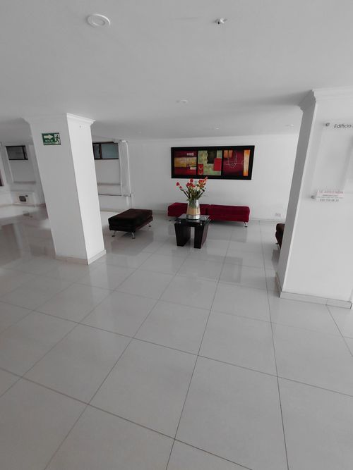 Apartamento de 2 alcobas en arriendo en Cedritos, Bogotá, 87 m² · foto 5 de 16