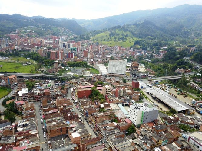 Lote en venta en Manizales, 25765 m² · foto 5 de 15