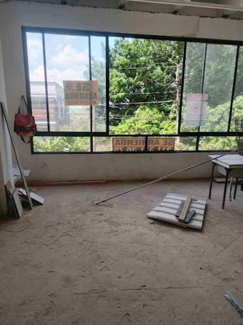 Local en arriendo en La Pilarica, Medellín, 300 m² · foto 3 de 3