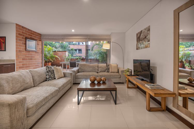 Apartamento en venta en Señorial, Envigado · foto 2 de 13