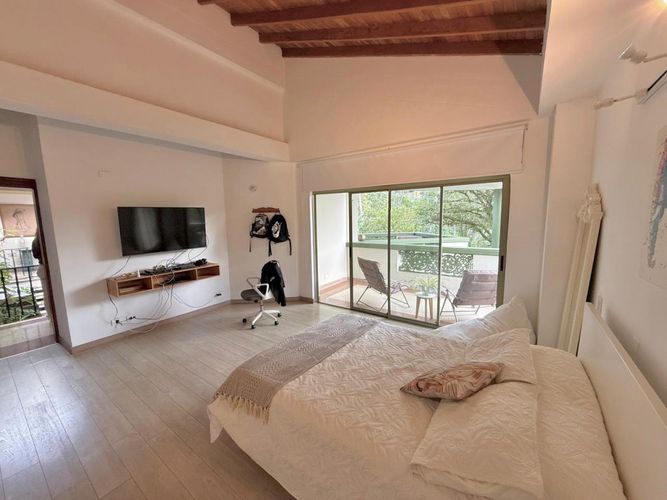 Casa de 4 alcobas en venta en Las Palmas, Medellín, 586 m² · foto 6 de 15