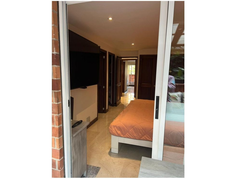 Apartamento en venta en El Poblado, Medellín · foto 7 de 20