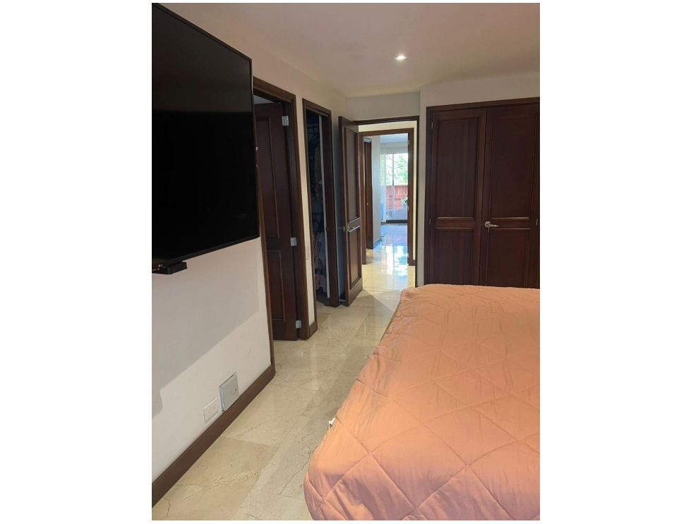 Apartamento en venta en El Poblado, Medellín · foto 14 de 20