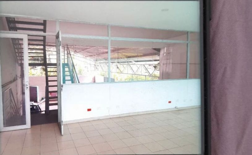 Bodega en venta en Simon Bolivar Sb (Centro), Copacabana, 1000 m² · foto 4 de 10