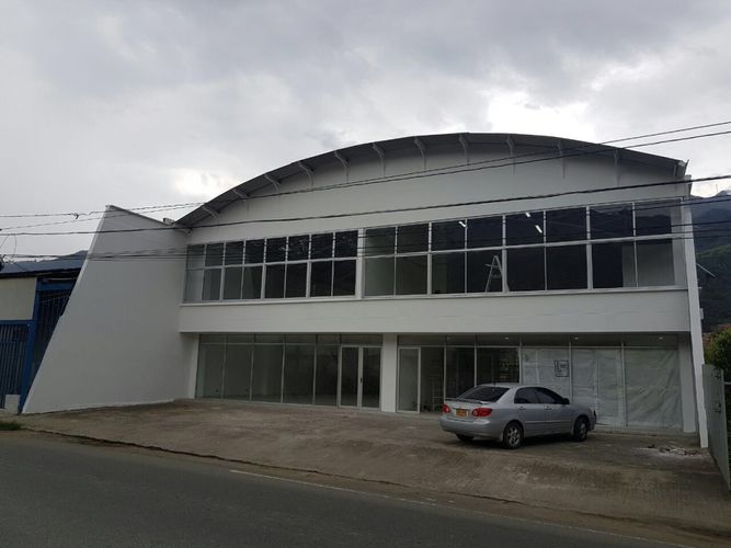 Bodega en venta en Simon Bolivar Sb (Centro), Copacabana, 1000 m² · foto 5 de 10